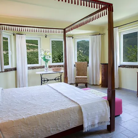 Villa Octavius Lefkada City